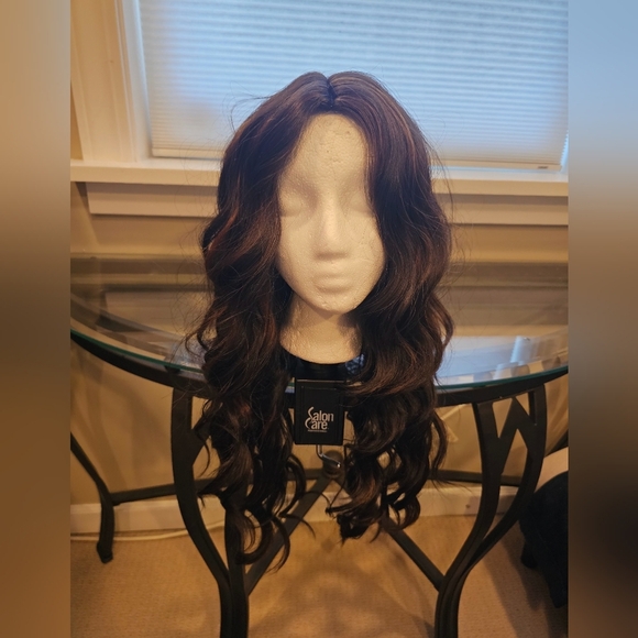 NIB VIVICA FOX WIG - Picture 4 of 7